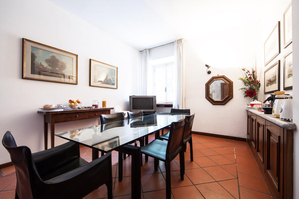 La Gare B&B Fiera Magenta Exteriör bild