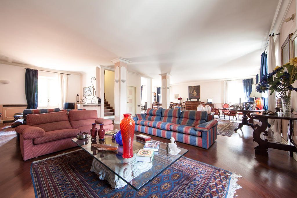 La Gare B&B Fiera Magenta Exteriör bild